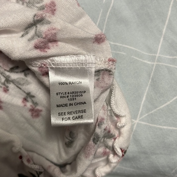 Romper - Picture 6 of 7